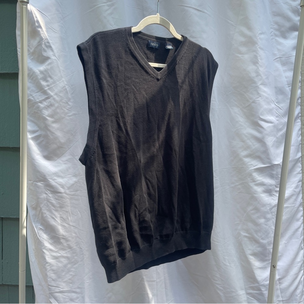 Black cotton sweater vest